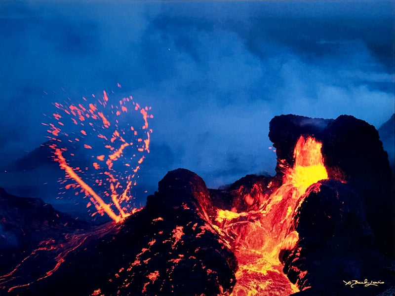 Peles Heartbeat, Kilauea Volcano, Hawai'i - 16x20 Photographic Print by Brad Lewis